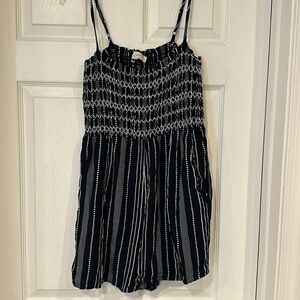 Loft Navy Blue and White Romper size: Small